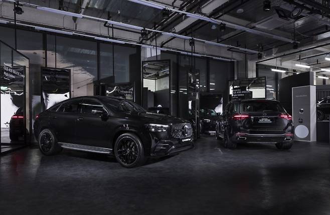 메르세데스 벤츠코리아가 S클래스, GLE 등 주요 모델의 나이트 에디션 출시를 기념해 서울 이태원과 판교에서 순차 팝업 스토어를 진행한다. 사진=메르세데스 벤츠 코리아