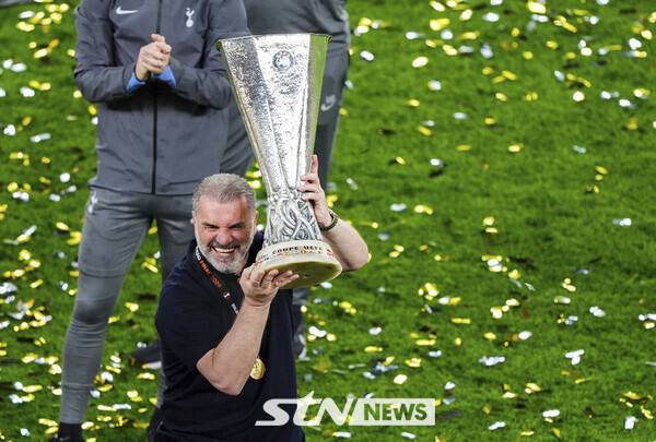 토트넘 홋스퍼 사령탑 시절 엔지 포스테코글루 감독. /사진=뉴시스(AP)