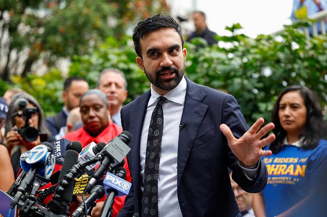 뉴욕시장 선거에서 민주당 후보로 나서는 조란 맘다니 / 로이터=연합