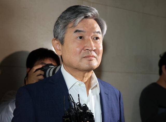 조태용 전 국가정보원장이 지난달 29일 해병대 채 상병 순직 사건 의혹을 수사하는 이명현 특별검사팀 조사를 받기 위해 서울 서초구 특검 사무실에 출석하고 있다. 뉴스1