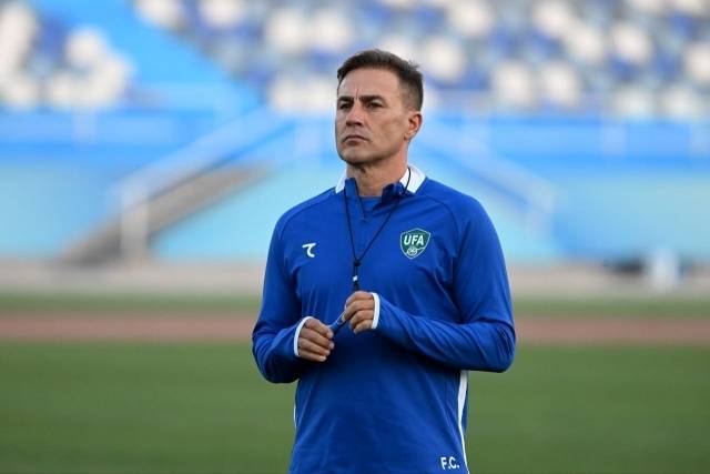 칸나바로는 “가능한 오랜 시간 이곳에 머물고 싶다. 자전거도 가져왔다. 쓸 시간이 있을지는 모르겠다”며 “나는 사람들과 가까이 지내는 걸 좋아한다. 큰 열정을 가지고 이곳에 왔고 A 대표팀은 물론 청소년, 유소년 팀에도 관심을 가질 것이다”라고 열정을 보였다. 사진=X