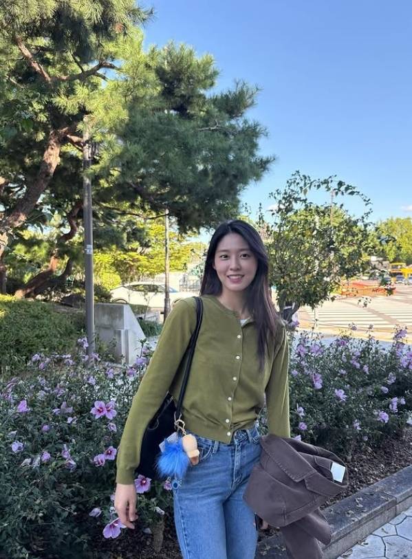 설현 소셜미디어