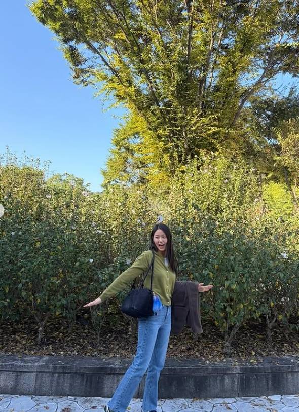 설현 소셜미디어