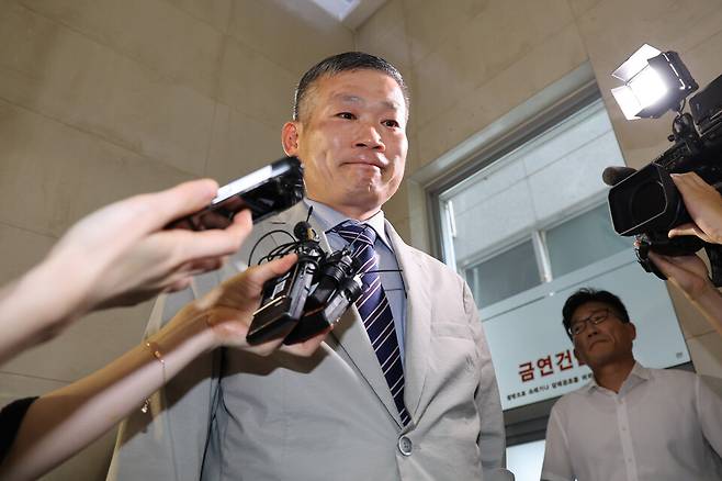 김동혁 전 국방부 검찰단장이 지난 8월20일 서울 서초구 순직해병특검팀에서 피의자 신분으로 조사를 받기 위해 출석하고 있다. ⓒ연합뉴스