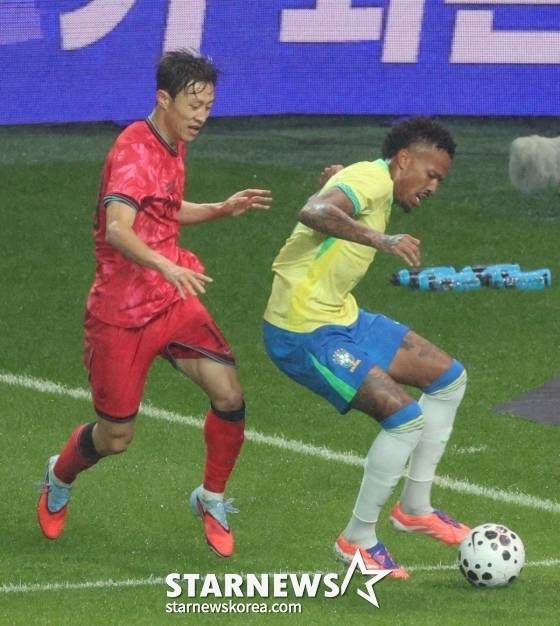 이재성(왼쪽)과 에데르 밀리탕. /사진=김진경 대기자