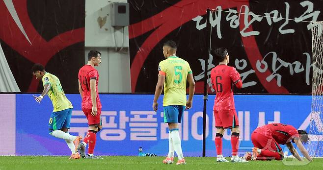 10일 서울월드컵경기장에서 열린 하나은행 초청 축구국가대표팀 친선경기 대한민국과 브라질의 경기, 전반전 브라질 호드리구가 추가골을 넣은 뒤 세리머니를 하고 있다. 2025.10.10/뉴스1 ⓒ News1 장수영 기자