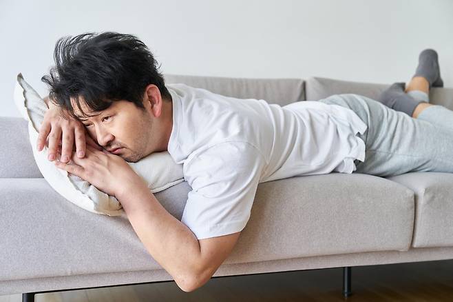 수면 부족은 남성호르몬과 면역력 저하를 동시에 유발할 수 있다. 기사와 상관없는 이미지. 게티이미지뱅크