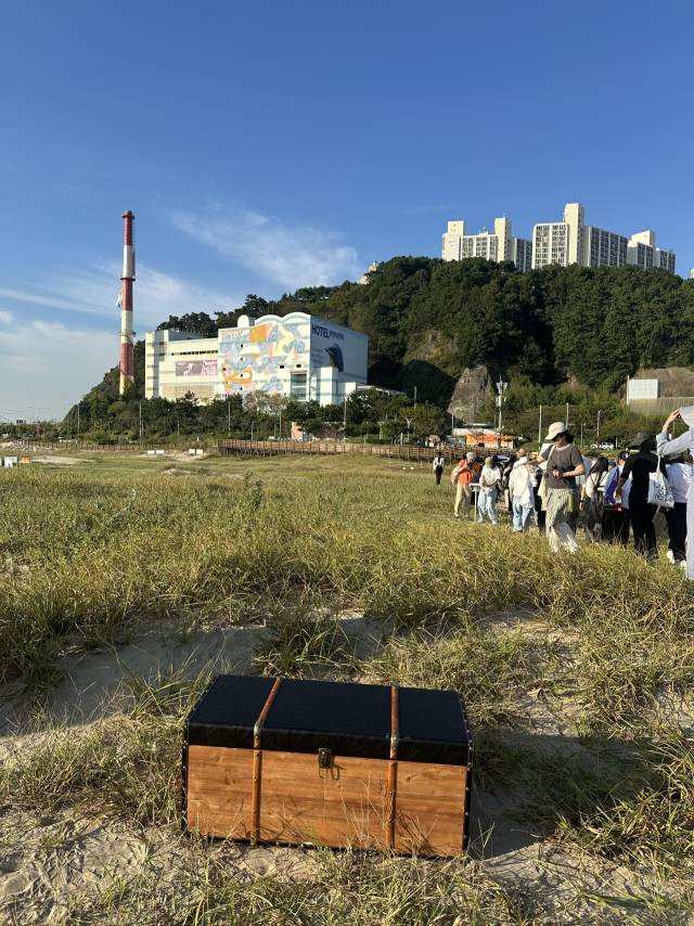 우리엘 올로브 ‘함께, 걷고, 사유하고’(2025). 김은영 기자 key66@