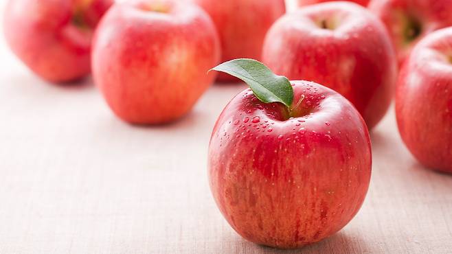 사과, 블루베리, 콜리플라워와 같은 식품은 신장 건강에 도움이 된다|출처: 클립아트코리아