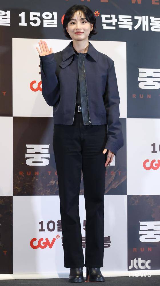 13일 오후 서울 용산 CGV 아이파크몰에서 영화 '중간계' 언론시사회가 열렸다. 강윤성 감독, 배우 변요한, 김강우, 방효린, 임형준이 참석했다. 박세완 엔터뉴스팀 기자 park.sewan@jtbc.co.kr