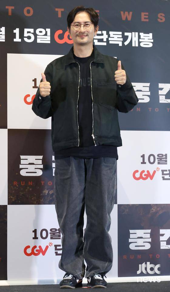 13일 오후 서울 용산 CGV 아이파크몰에서 영화 '중간계' 언론시사회가 열렸다. 강윤성 감독, 배우 변요한, 김강우, 방효린, 임형준이 참석했다. 박세완 엔터뉴스팀 기자 park.sewan@jtbc.co.kr