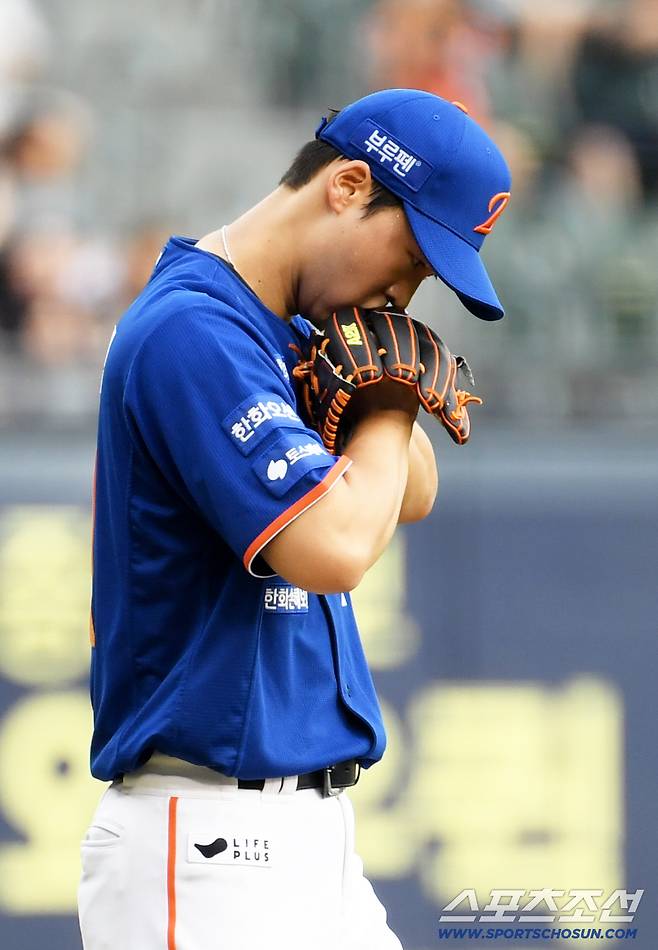 2군으로 내려간 한화 엄상백.