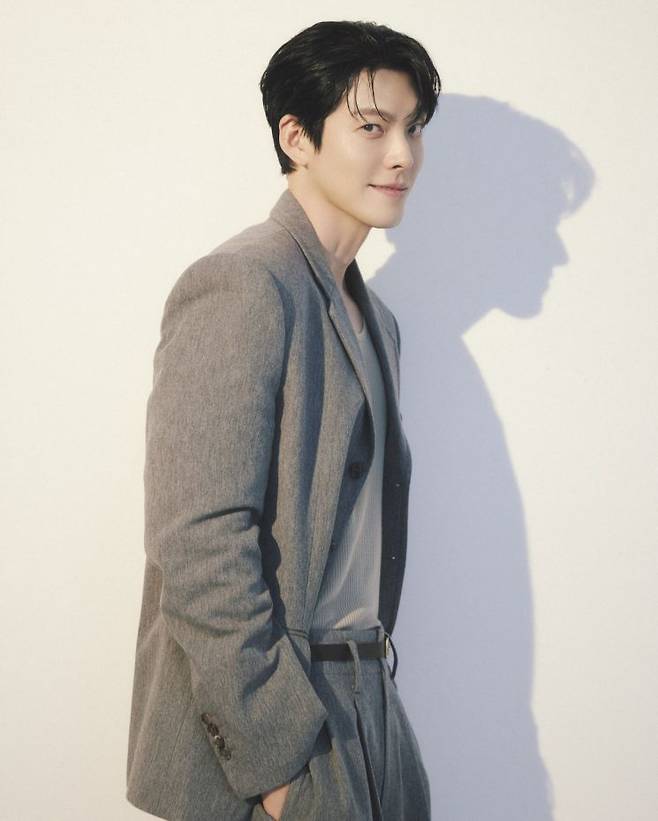배우 김우빈. 넷플릭스 제공