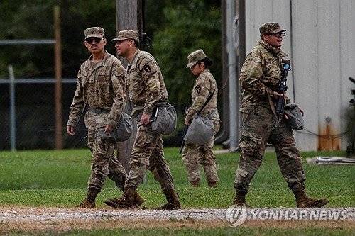 미국 시카고 인근 당도한 텍사스 주방위군.연합뉴스