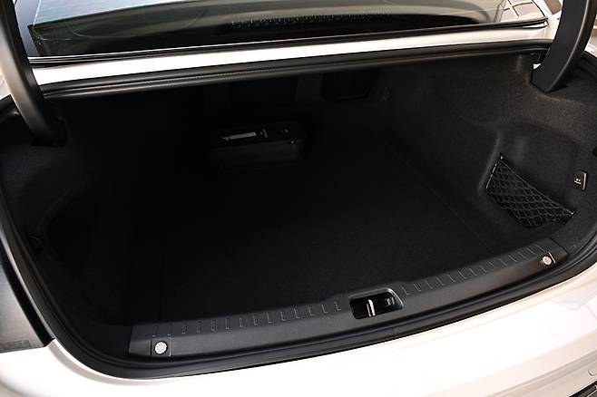 볼보 S90 B5 AWD 울트라. 사진: 김학수 기자