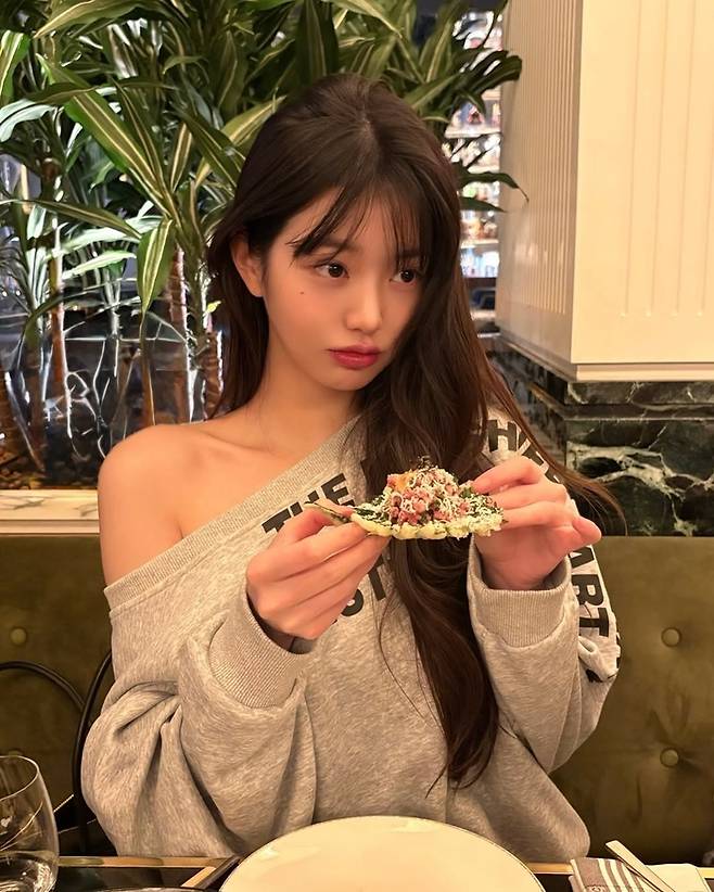 사진ㅣ장원영 SNS