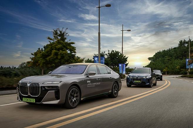 BMW 코리아는 선수들의 경기력 유지를 위해 럭셔리 클래스 차량 120여대를 투입했다. 사진 | BMW 코리아