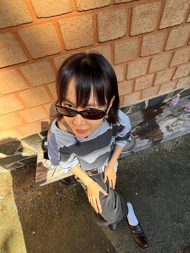 손예진 단발 (출처 : 인스타그램 @yejinhand)