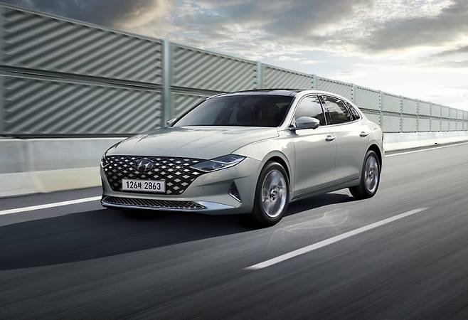 현대 그랜저 하이브리드 2022년형 사진=현대자동차