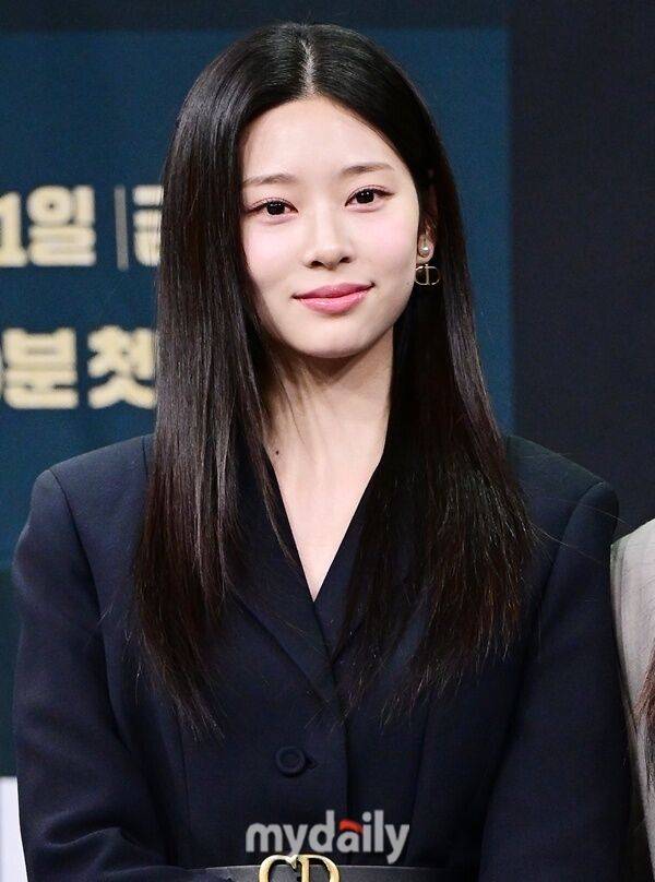 김민주