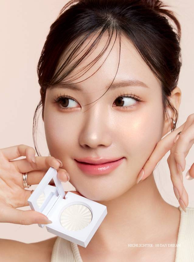 W컨셉 인기 상품 '오프라 미니 하이라이터'. 사진 제공=W컨셉