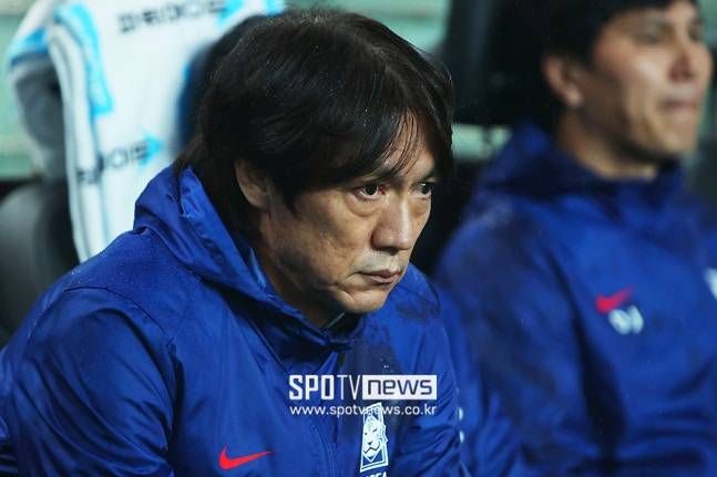 ▲ 홍명보 감독은 14일 서울월드컵경기장에서 파라과이와 10월 A매치 두 번째 평가전을 치른다. 10일 월드컵 우승 후보 브라질과 맞대결에서 0-5로 패배한 만큼, 파라과이전에서 분위기 반전을 노린다. ⓒ 곽혜미 기자