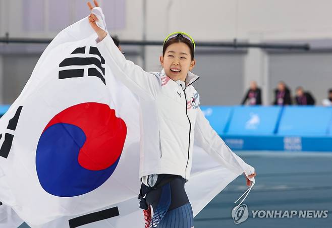 김민선, 여자 500ｍ 1위 세리머니 [연합뉴스 자료사진]