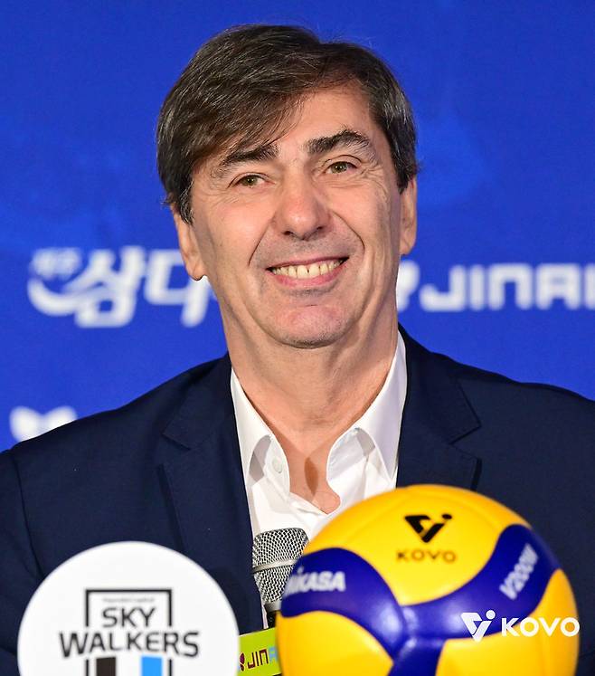 현대캐피탈 필립 블랑 감독