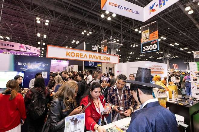 한국콘텐츠진흥원은 지난 9일부터 12일까지 미국 뉴욕에서 열린 ‘뉴욕 코믹콘’에서 한국공동관을 운영하며, 한류 콘텐츠 IP의 북미 시장 진출을 성공적으로 지원했다.