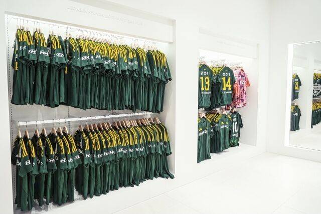 전북 현대가 '오피셜 스토어'를 신규 오픈한다./전북 현대