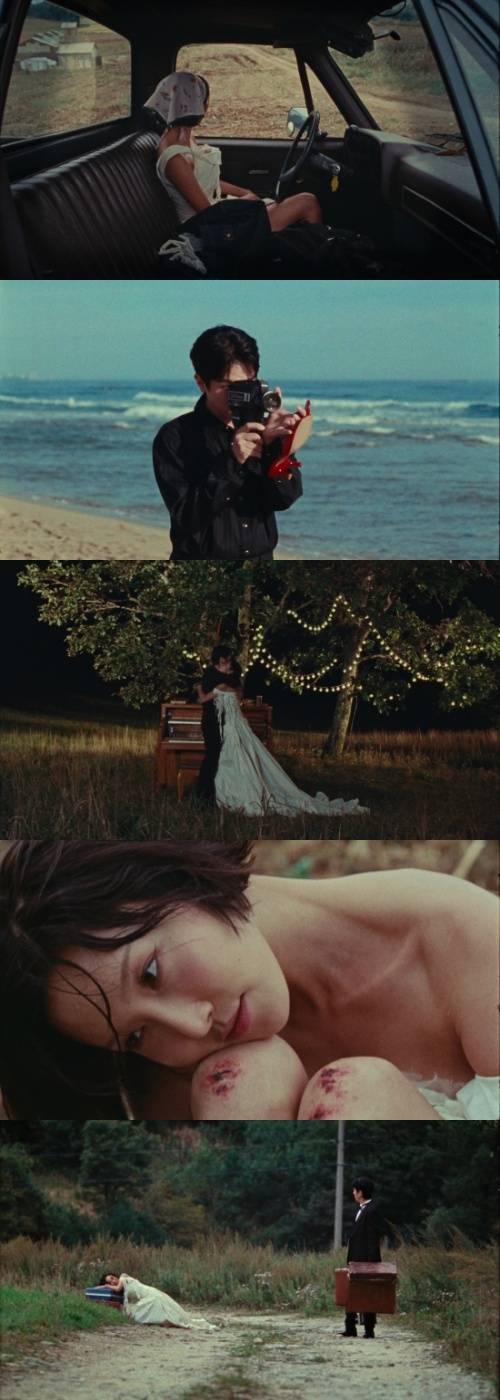 화사 '굿 굿바이' MV 캡처.