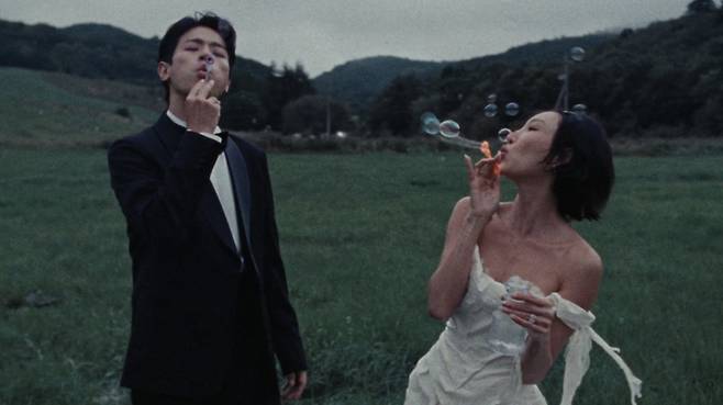 배우 박정민, 가수 화사/사진제공=피네이션