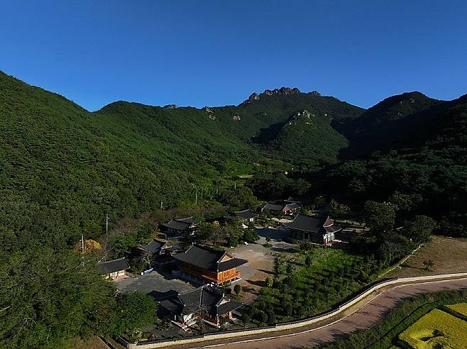 고흥 팔영산에 위치한 능가사 전경.고흥군 제공