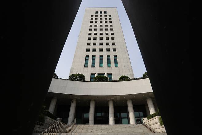 서초동 대검찰청 모습. 정부조직법 개정안 통과에 따라 검찰청 폐지가 결정됐다. 중수청 및 공소청 설치 법률안이 공포됐다. 연합뉴스