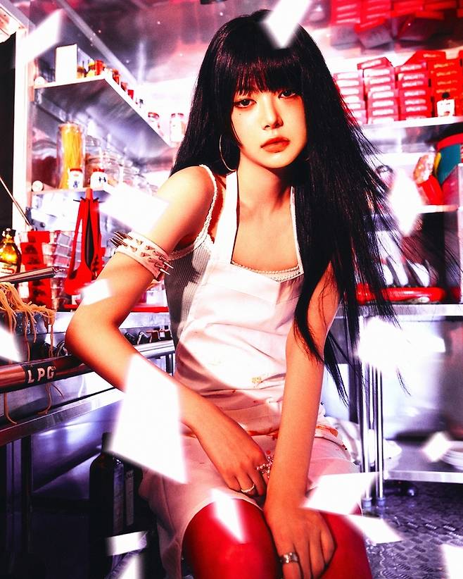 르세라핌 홍은채. 사진 | 쏘스뮤직