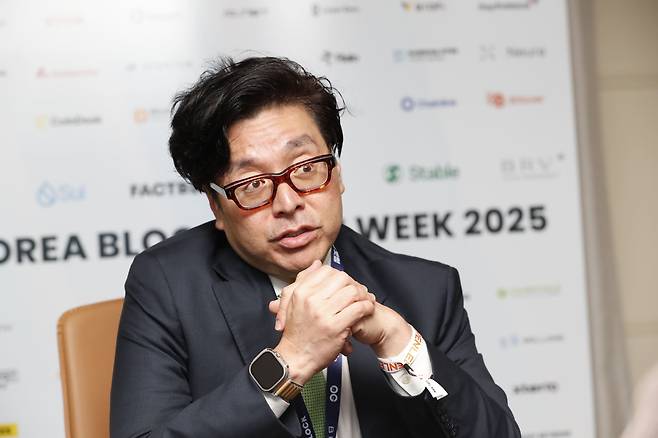 톰 리 비트마인 회장은 최근 서울 광진구 그랜드워커힐서울에서 가진 WEEKLY BIZ와의 인터뷰에서 "스테이블코인 확산이 이더리움 가치 상승에 도움을 줄 것"이라고 했다. /팩트블록