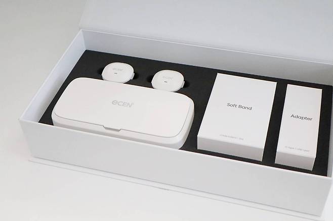 웨어러블 디바이스 이센 트래커 / 출처=IT동아