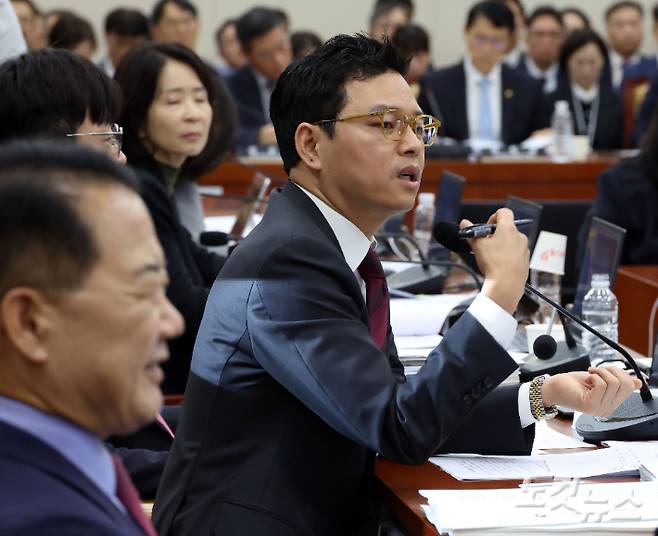 16일 국회 과학기술정보방송통신위원회에서 발언 중인 국민의힘 박정훈 의원. 황진환 기자