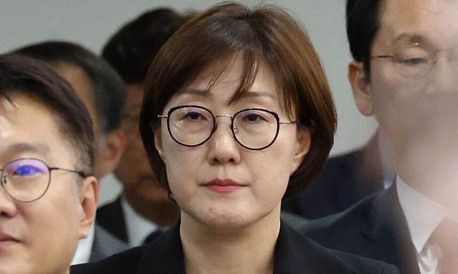 김현지 제1부속실장이 지난 13일 서울 용산 대통령실청사에서 열리는 대통령 주제 수석보좌관회의에 참석하고 있다. 대통령실통신사진기자단