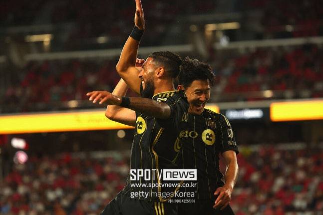 ▲ LAFC는 흥부 듀오라 불리는 손흥민과 부앙가가 국가대표 소집으로 자리를 비운 사이 지난 13일 오스틴FC에 0-1로 패했다. 이 패배로 우승 경쟁에선 사실상 멀어졌지만 그럼에도 플레이오프서 유리한 고지를 확보하기 위해선 반드시 승리가 필요하다.&nbsp;