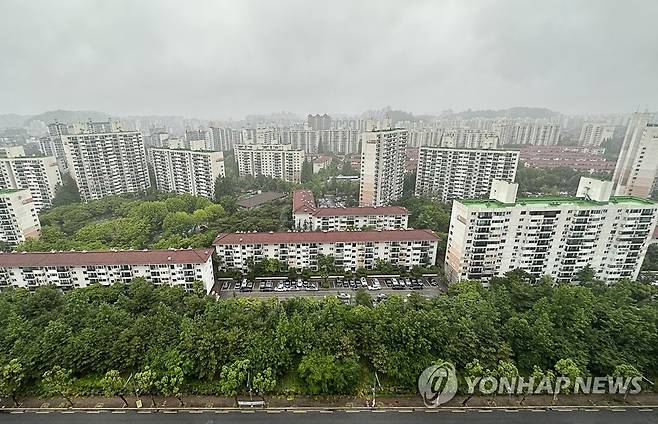재건축을 추진 중인 양천구 목동 신시가지 아파트 단지 모습 [연합뉴스 자료사진]