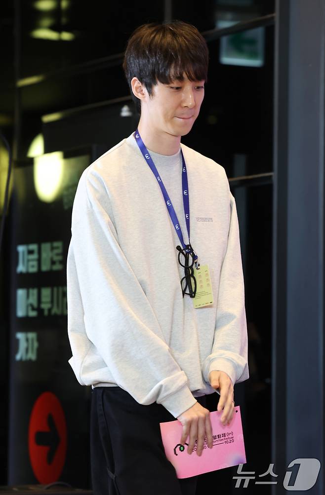 이충현 감독이 16일 오후 서울 용산구 CGV용산아이파크몰에서 열린 ‘제21회 미쟝센단편영화제’에 참석하고 있다. ⓒ News1 권현진 기자