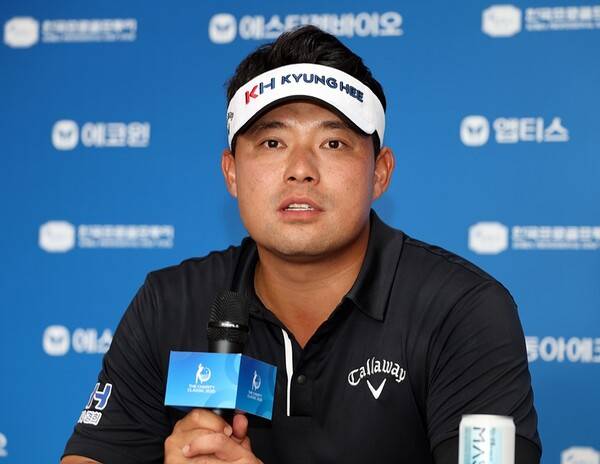 2025년 한국프로골프(KPGA) 투어 더채리티클래식에 출전한 이승택 프로가 1라운드 경기 후 인터뷰하는 모습이다. 사진제공=KPGA (사진을 무단으로 사용하지 마십시오.)