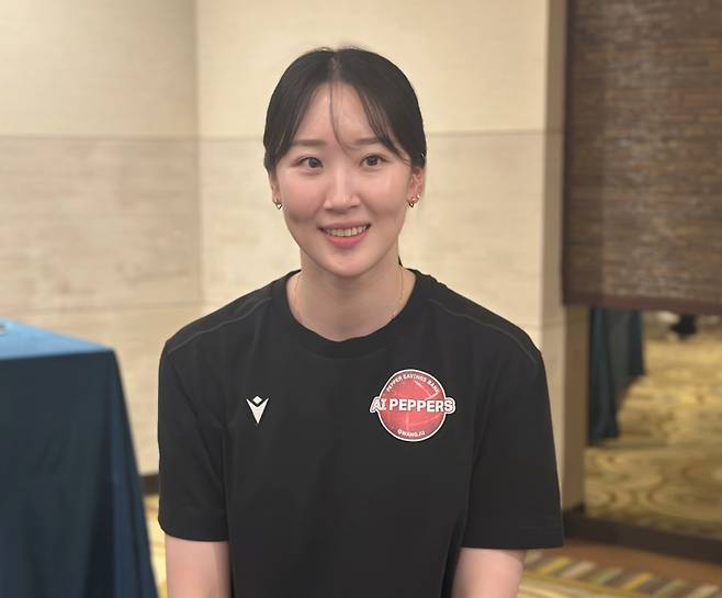 고예림이 16일 열린 개막 미디어데이 사전 인터뷰에서 환하게 웃고 있다. 이형석 기자&nbsp;