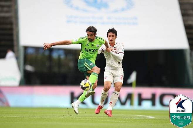 [서울=뉴시스] 프로축구 K리그1 전북현대의 콤파뇨. (사진=한국프로축구연맹 제공) *재판매 및 DB 금지
