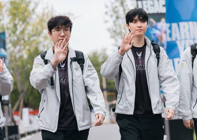 라이엇게임즈 플리커.