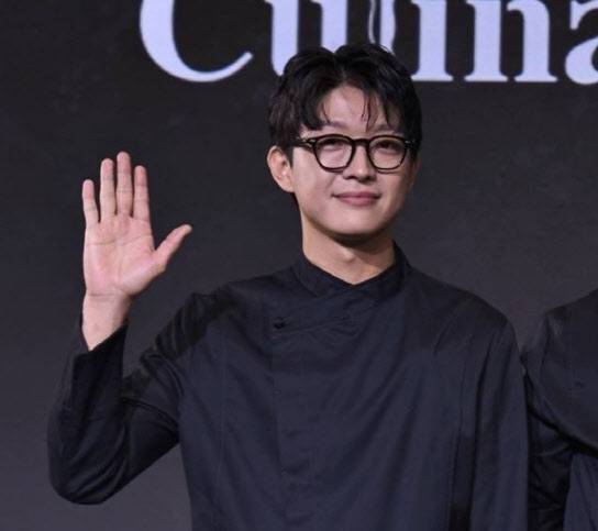 트리플스타(사진=넷플릭스).