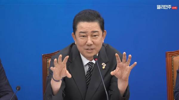 ▲김병기 더불어민주당 원내대표가 19일 기자간담회를 하고 있다. 사진=더불어민주당 영상 갈무리