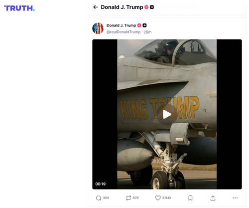 도널드 트럼프 대통령이 모는 '킹 트럼프' 전투기 밈 영상 [도널드 트럼프 트루스소셜 계정 게시물 캡처. DB 및 재판매 금지]