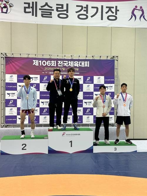 20일 열린 제106회 전국체전 레슬링 남대부 그레꼬로만형 60㎏급에 출전한 푸다모아이즈 아흐메드(한체대)가 금메달을 땄다. 2025.10.20 /인천시체육회 제공